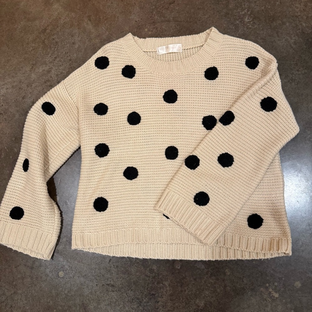 Yahada Beige Sweater with Black Polka Dots